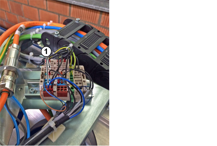 Anschlusskabel trennen